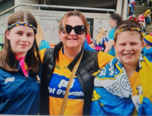 Photo of Vanessa Whyte (centre) with Sara Rutledge and James Rutledge